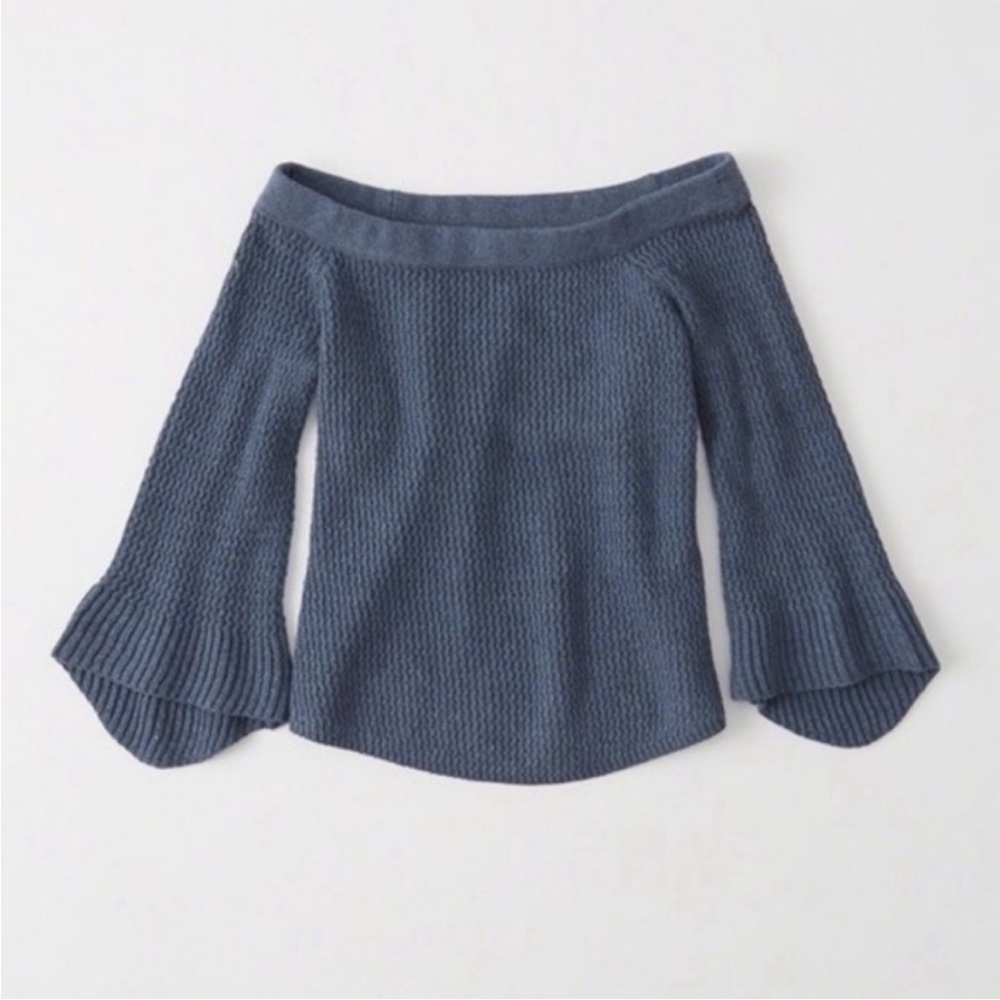 Abercrombie & Fitch Off the Shoulder Sweater - Small